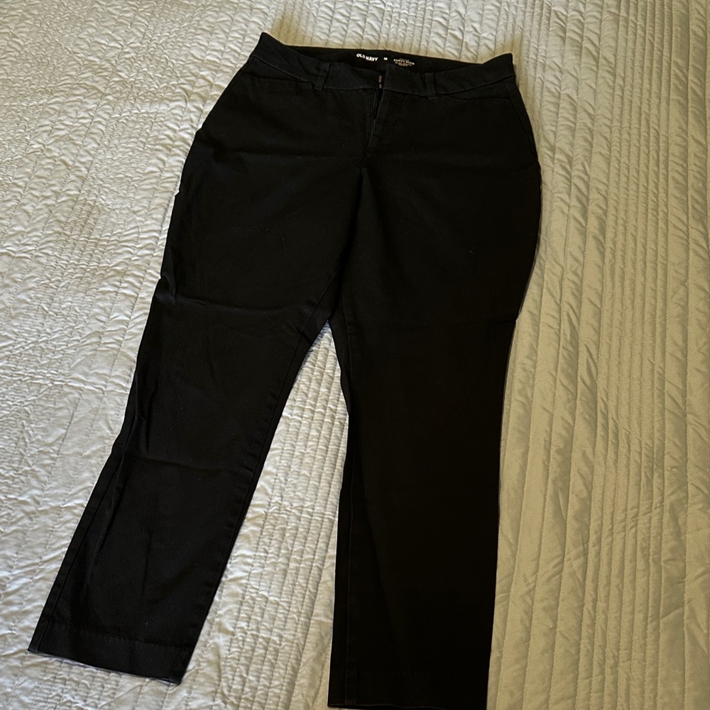 Old Navy Curvy Pixie High-Rise Pants - Black